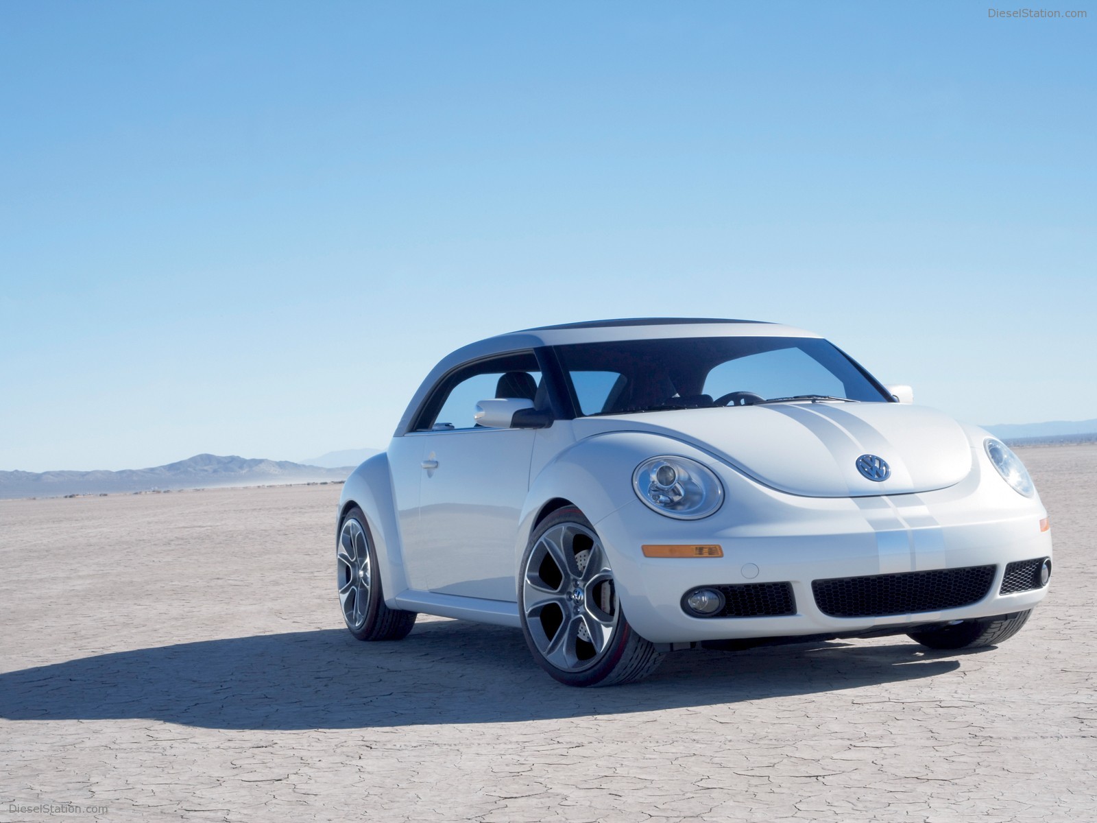Volkswagen New Beetle Ragster Concept